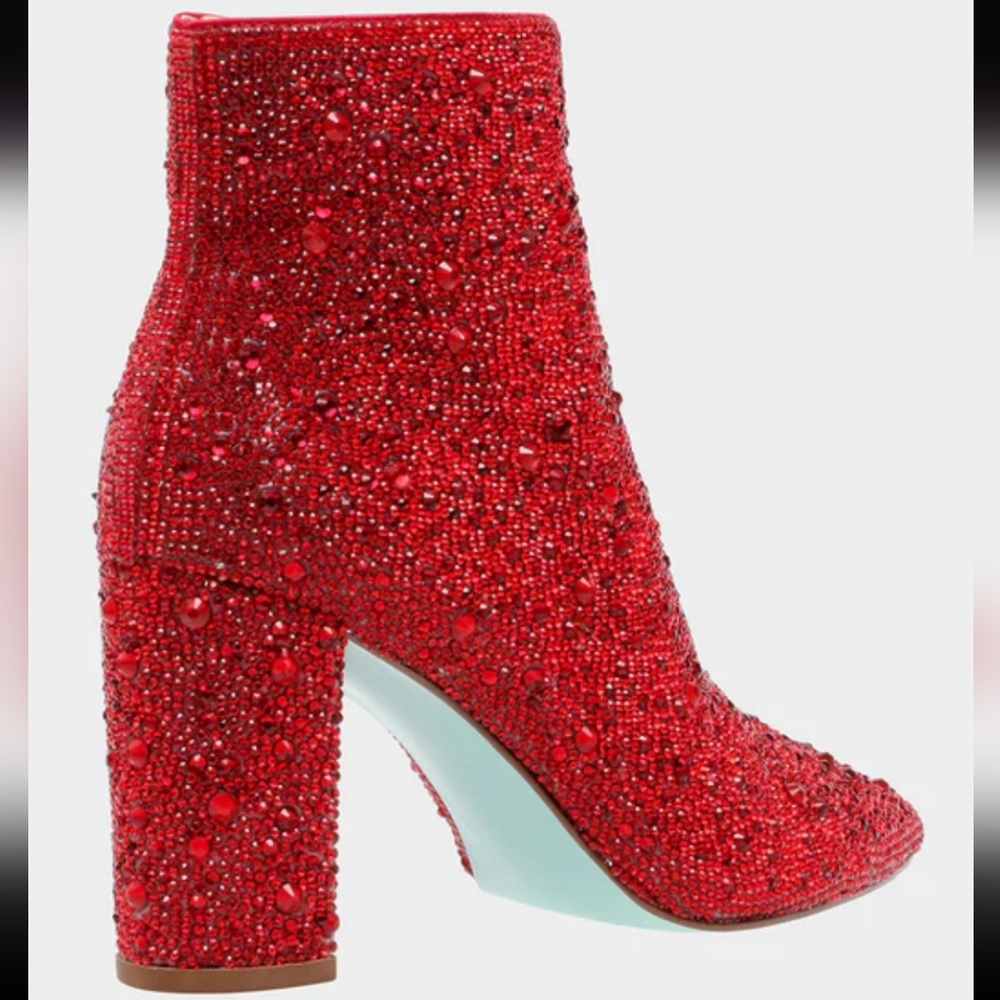 SOLD NEW Betsey Johnson Cady Red Booties Size 10M - Picture 4 of 8